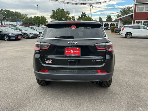 Used 2018 Jeep Compass Limited w/ Navigation Group AWD/4WD image 6