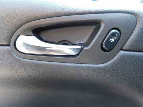 Used 2006 Chevrolet Impala LS image 14