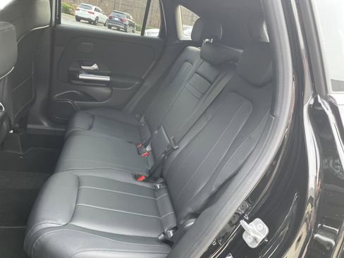 Certified 2025 Mercedes-Benz GLA 250 image 39