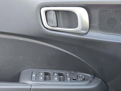 New 2026 Hyundai Venue SEL image 16