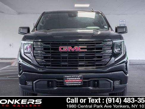 Used 2023 GMC Sierra 1500 Elevation AWD/4WD image 4