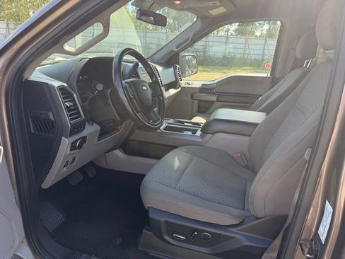 Used 2018 Ford F150 XLT w/ Equipment Group 302A Luxury AWD/4WD image 8