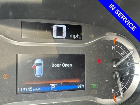 Used 2017 Honda Pilot EX-L image 4