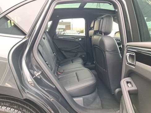 Used 2020 Porsche Macan image 15