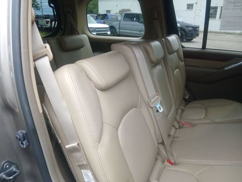 Used 2009 Nissan Pathfinder LE RWD image 43