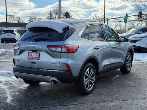 Used 2022 Ford Escape SEL image 5