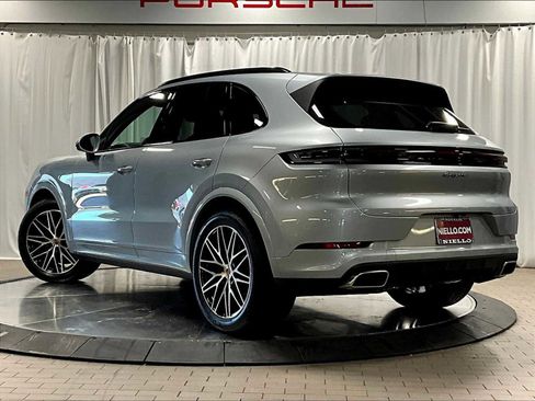 New 2026 Porsche Cayenne AWD/4WD image 3
