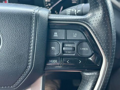 Used 2023 Toyota Tundra SR5 w/ SR5 Convenience Package AWD/4WD image 29