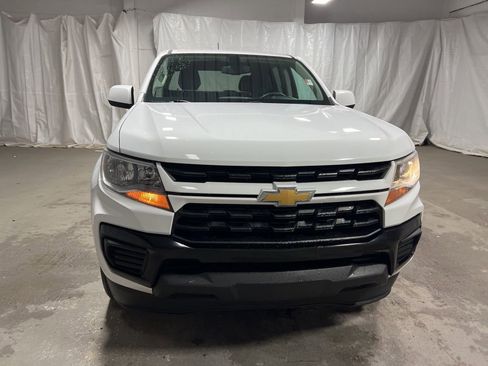 Used 2021 Chevrolet Colorado W/T w/ Custom Special Edition image 2
