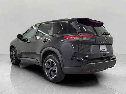 Used 2025 Nissan Rogue SV image 20