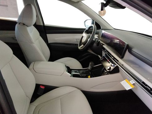 New 2025 Hyundai Tucson SEL image 15