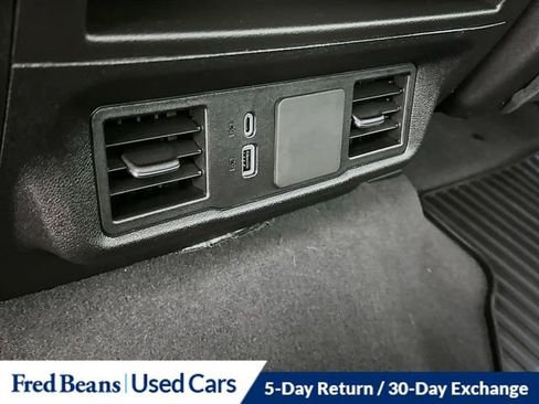 Used 2024 Chevrolet Silverado 1500 Custom image 25