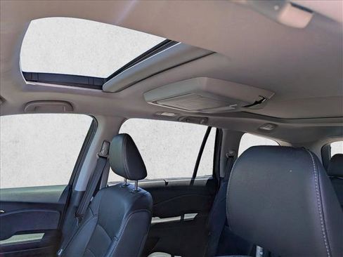 Used 2020 Honda Pilot Elite image 16