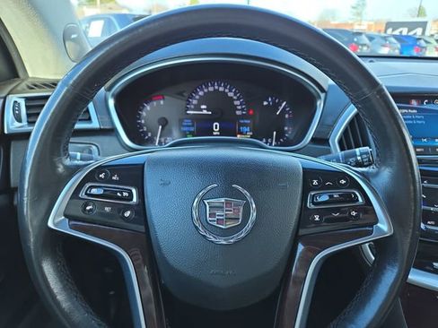 Used 2014 Cadillac SRX Luxury image 22