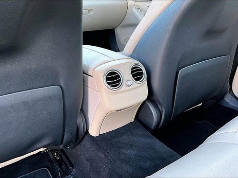 Used 2017 Mercedes-Benz C 300 Sedan w/ Premium 1 Package image 25