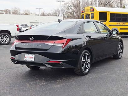 Used 2023 Hyundai Elantra SEL w/ Convenience Package