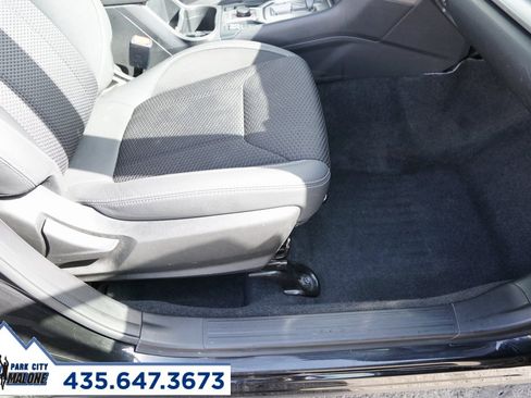 Used 2020 Subaru Forester Premium image 39