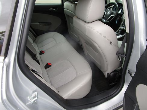 Used 2014 Buick Verano Convenience image 10