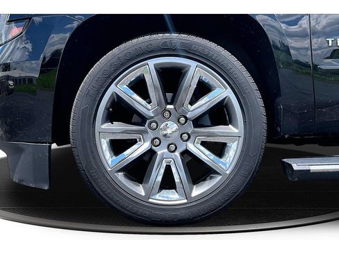 Used 2017 Chevrolet Tahoe Premier AWD/4WD image 48