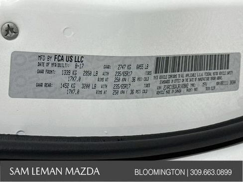 Used 2018 Chrysler Pacifica Touring-L w/ Premium Audio Group FWD image 31
