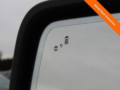 Used 2023 Ford F150 Lariat image 12