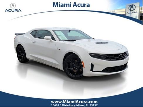 Used 2023 Chevrolet Camaro LT image 1