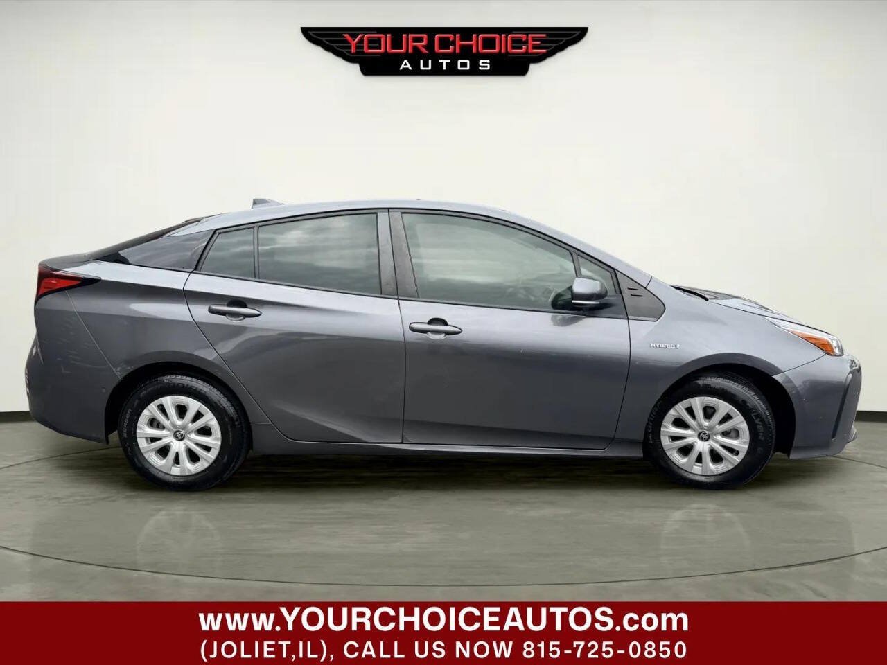 Used 2022 Toyota Prius LE FWD image 8