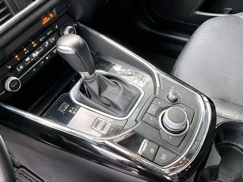 Used 2023 MAZDA CX-9 Touring image 16