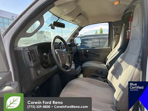 Used 2017 GMC Savana 2500 RWD image 10