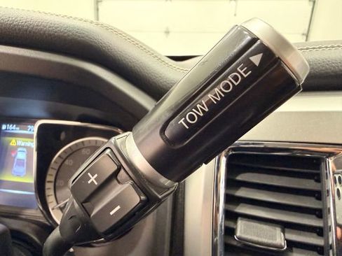 Used 2016 Nissan Titan PRO-4X image 40