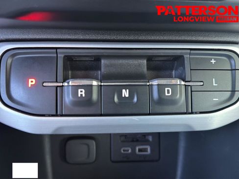 Used 2023 GMC Acadia SLT w/ Technology Package AWD/4WD image 11