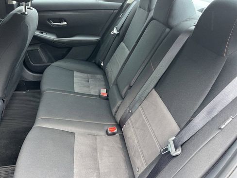 Certified 2025 Nissan Sentra SR image 14