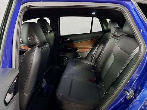 Certified 2021 Volkswagen ID.4 Pro S w/ Gradient Package image 21