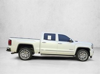 Used 2018 GMC Sierra 1500 Denali w/ Denali Ultimate Package AWD/4WD video 3