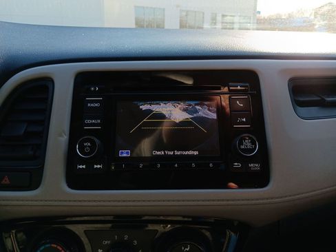 Used 2017 Honda HR-V LX image 20