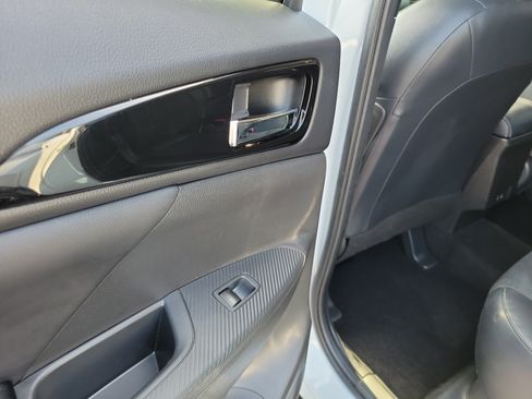 Used 2024 Mitsubishi Eclipse Cross SE AWD/4WD image 13