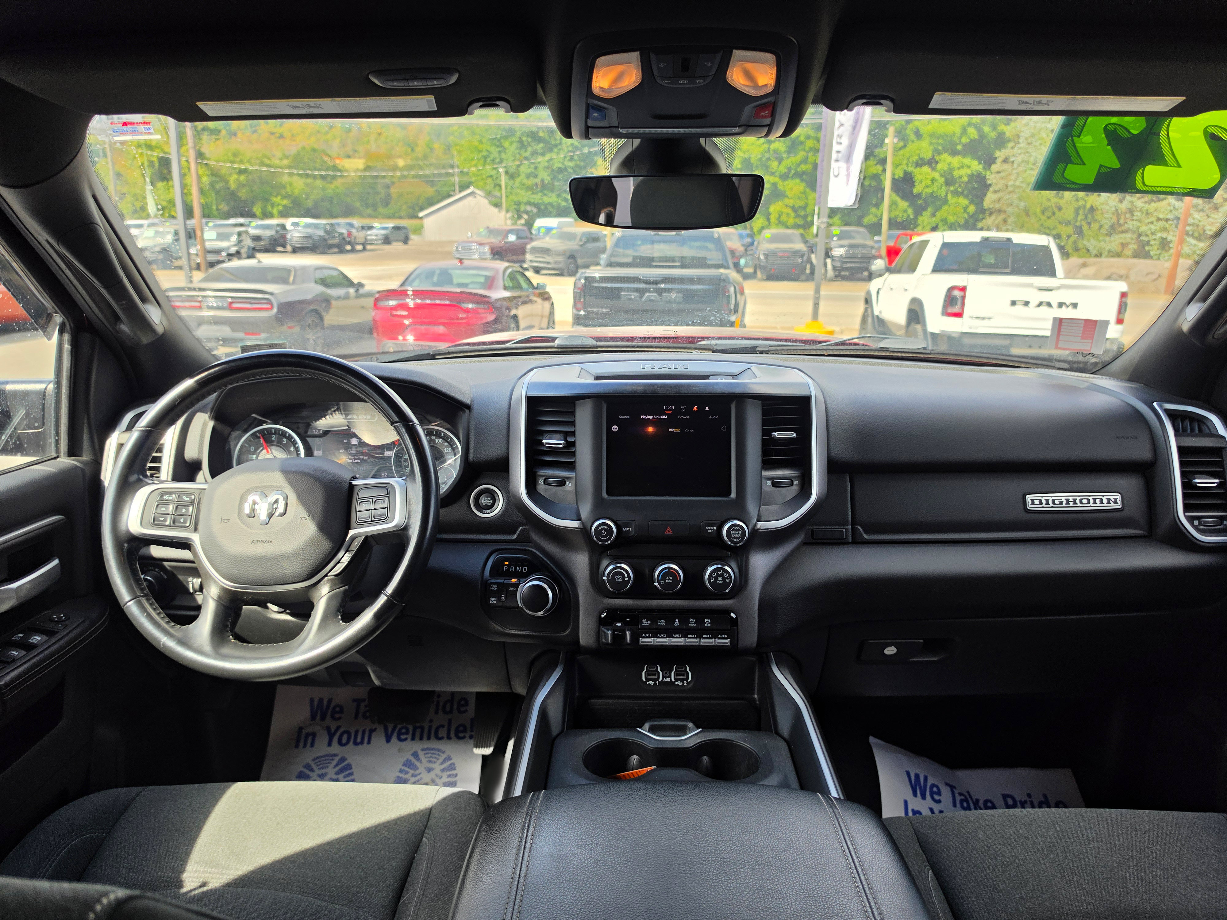 Used 2022 RAM 2500 Big Horn w/ Night Edition AWD/4WD image 14