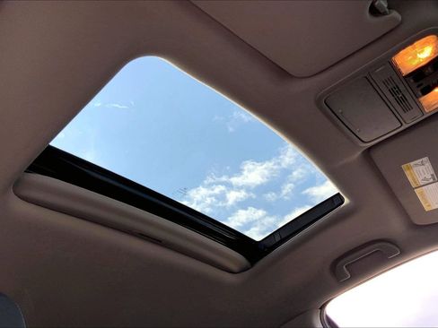 Used 2022 Honda Pilot Special Edition image 13