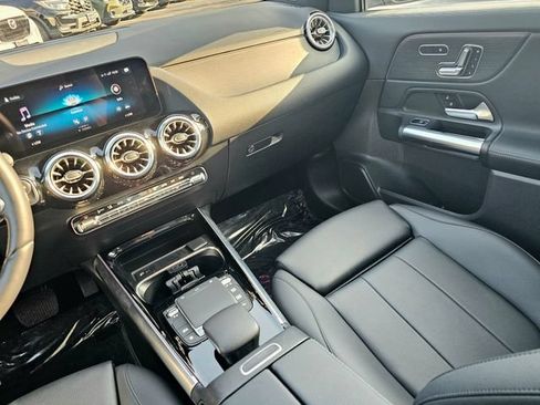 Certified 2023 Mercedes-Benz GLA 250 4MATIC image 35