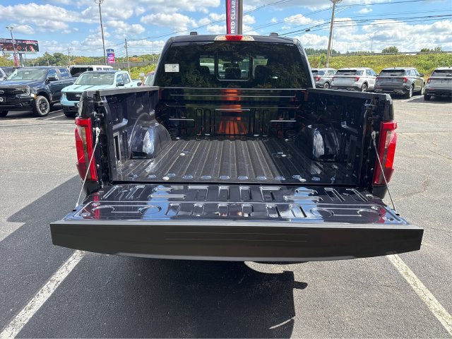 New 2026 Ford F150 XLT w/ Equipment Group 302A MID AWD/4WD image 14