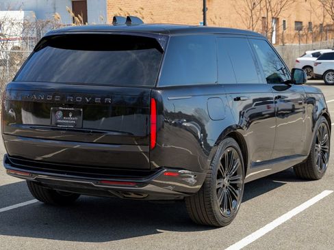 Used 2023 Land Rover Range Rover Autobiography AWD/4WD image 7