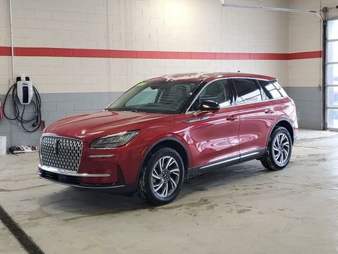 Certified 2023 Lincoln Corsair AWD w/ Equipment Group 101A image 2