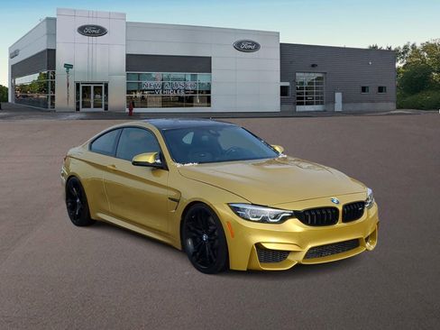 Used 2019 BMW M4 Coupe image 2