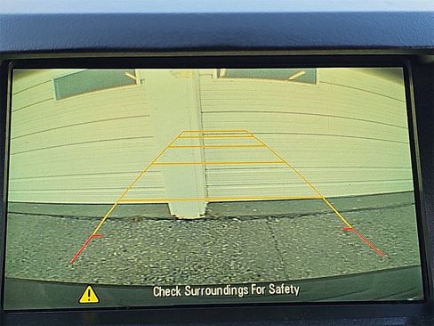 Used 2017 Chevrolet Equinox LS image 23