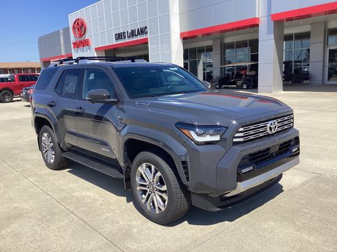 New 2026 Toyota 4Runner Limited AWD/4WD image 1