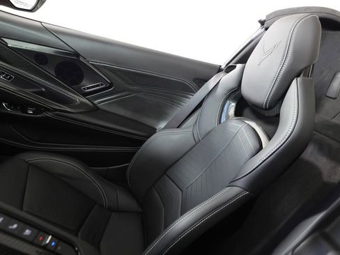 Used 2025 Chevrolet Corvette Z06 RWD image 34