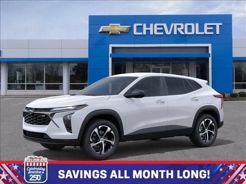 New 2026 Chevrolet Trax RS FWD image 2