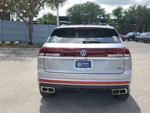 Certified 2024 Volkswagen Atlas Cross Sport SEL Premium R-Line AWD/4WD image 6