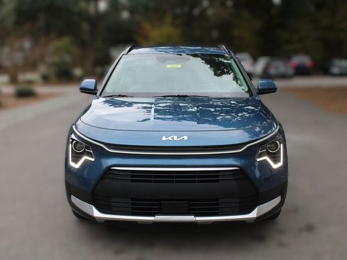 New 2026 Kia Niro EX FWD image 16