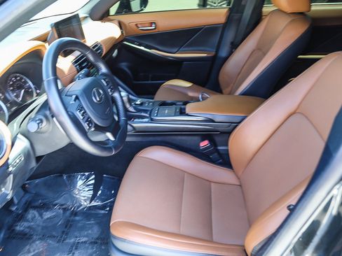 Used 2024 Lexus IS 300 F Sport AWD/4WD image 17